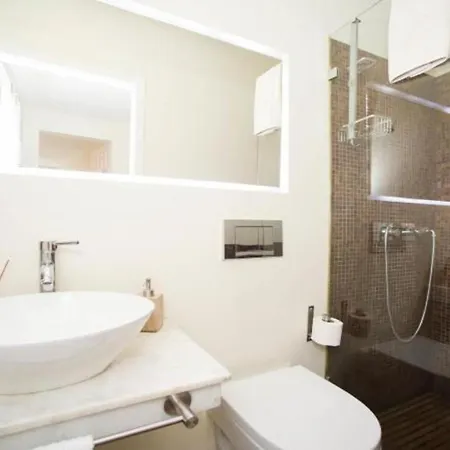 Chiado Homes - 1 Lisboa